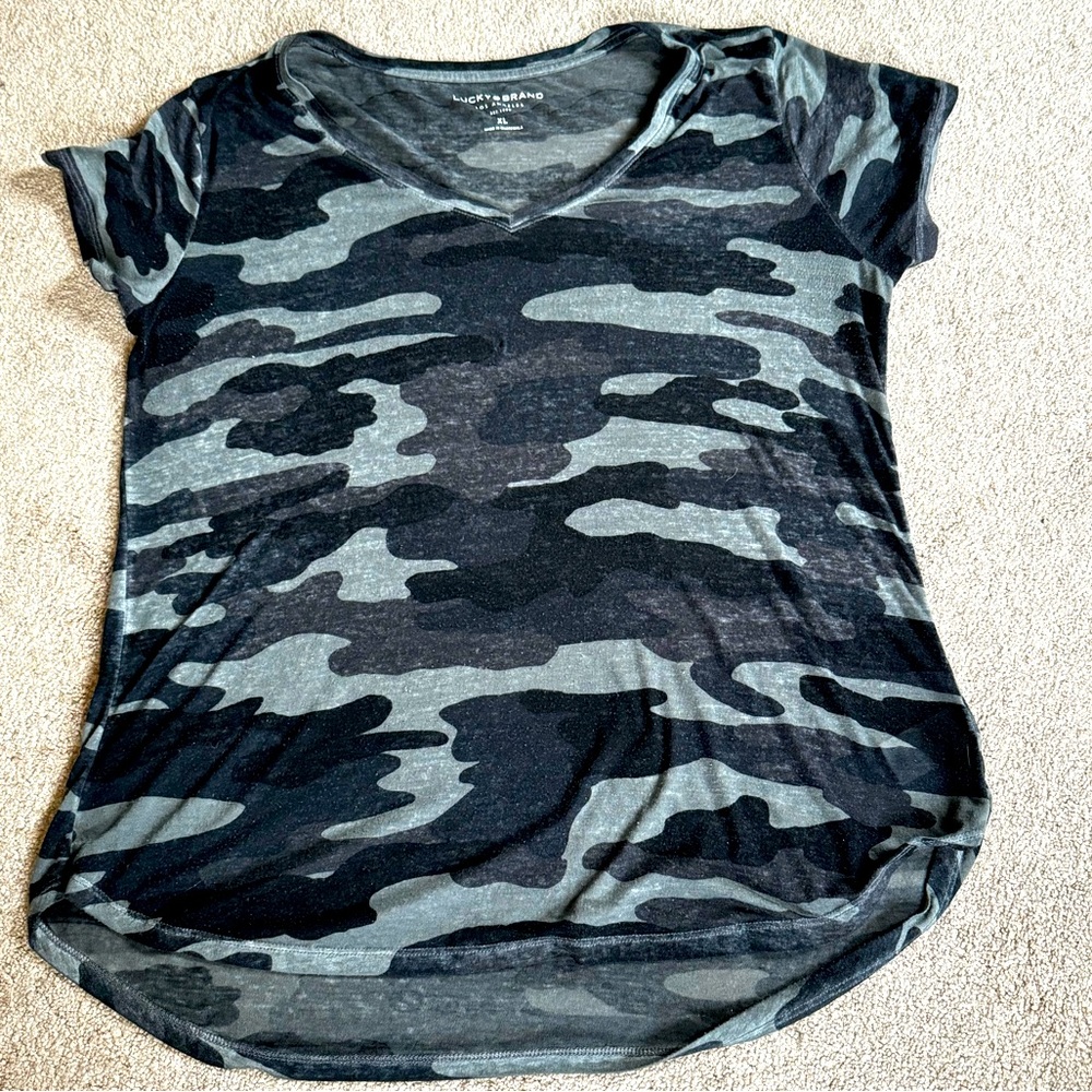 🍀 Lucky 🍀 Brand 🍀 Womens top